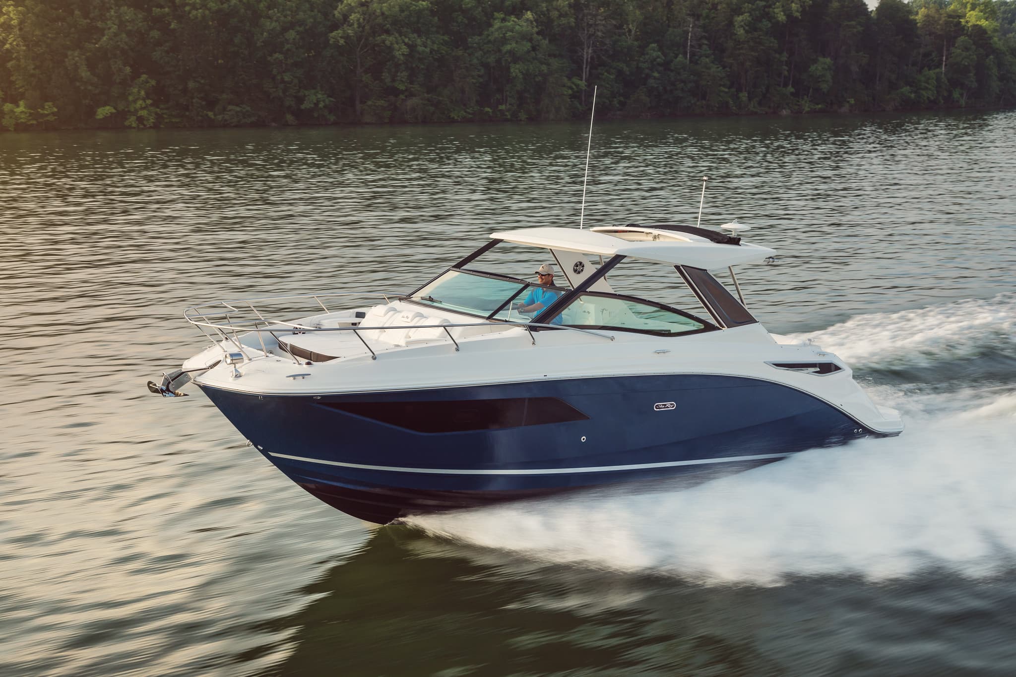 Sea Ray Sundancer 320 Review: 2026 Sport Cruiser Analysis