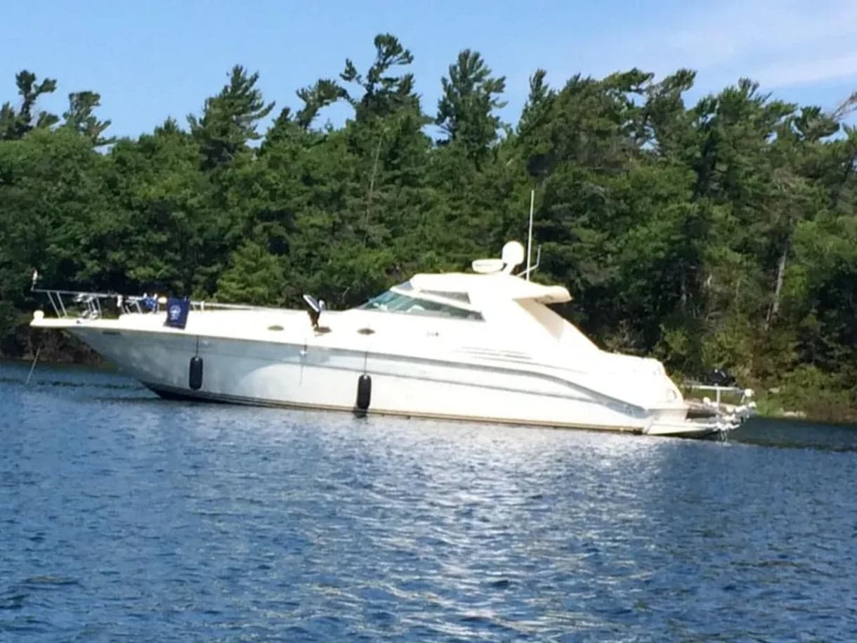 1995 Sea Ray 450 Sundancer - Image 1
