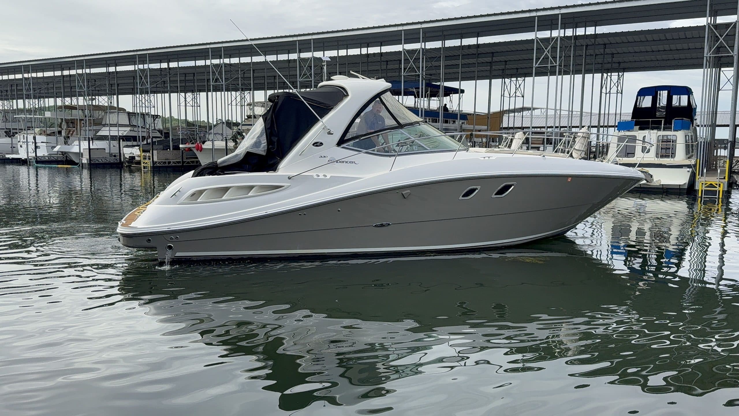 2008 Sea Ray 330 Sundancer - Image 1