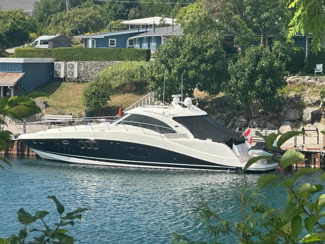 2008 Sea Ray 55 Sundancer - Image 1