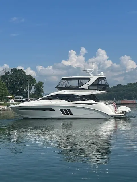 2016 Sea Ray 510 FLY - Image 1