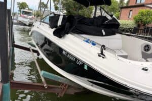 2021 Sea Ray SDX 250 - Image 1