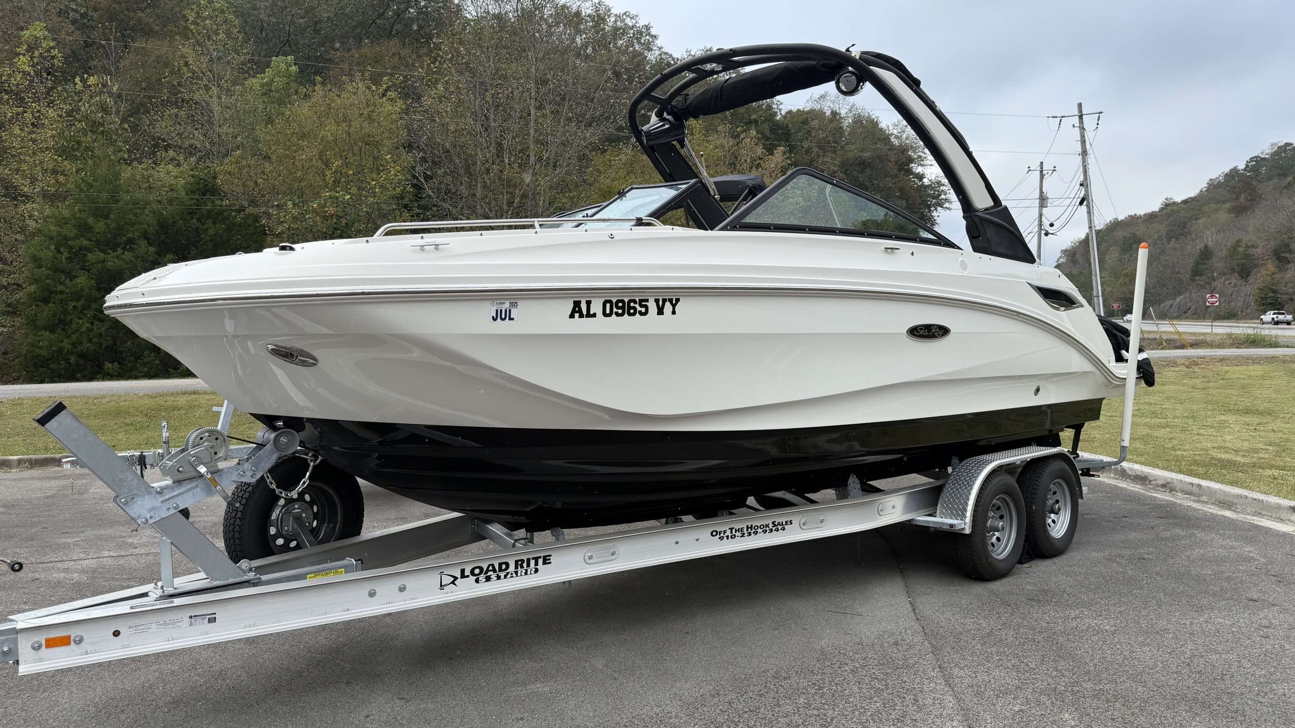 2021 Sea Ray SDX250 - Image 1