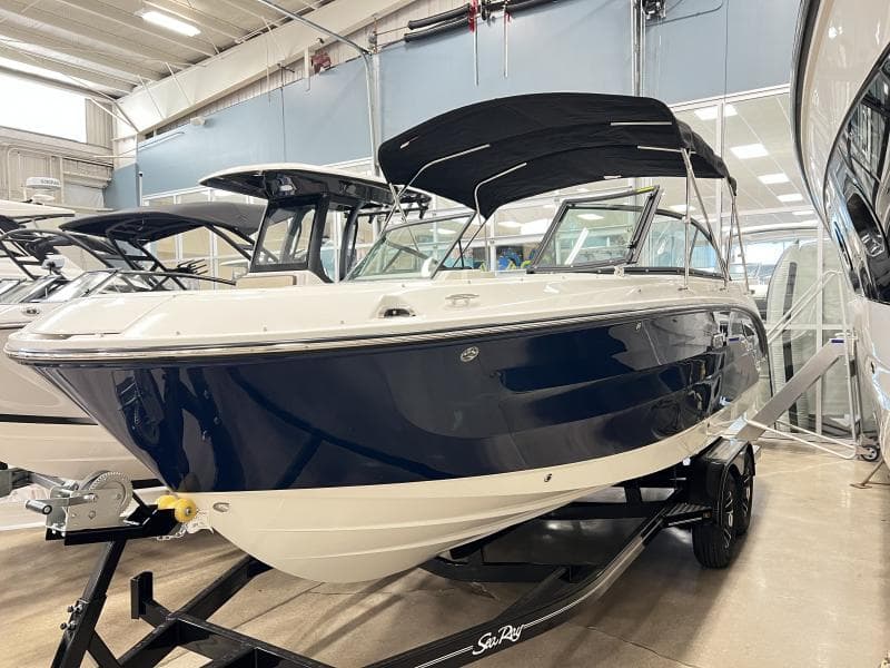 2025 Sea Ray SDX 250 - Image 1