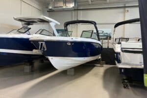 2025 Sea Ray SDX 270 - Image 1